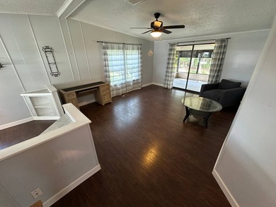This well maintained and clean 2 bedroom 2 bath home is in - photo 12