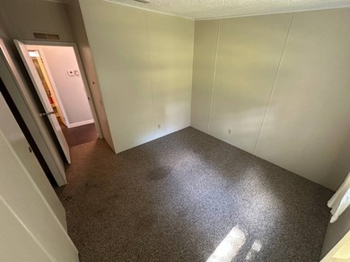 This well maintained and clean 2 bedroom 2 bath home is in - photo 19