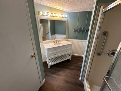 This well maintained and clean 2 bedroom 2 bath home is in - photo 22