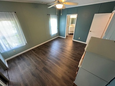 This well maintained and clean 2 bedroom 2 bath home is in - photo 29