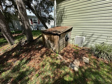 This well maintained and clean 2 bedroom 2 bath home is in - photo 36