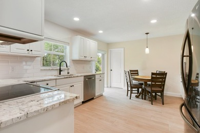 Welcome to 100% Move-In Ready Living in Jupiter Farms. 4 - photo 14