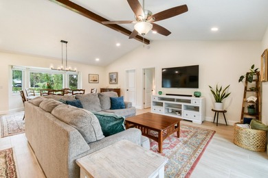 Welcome to 100% Move-In Ready Living in Jupiter Farms. 4 - photo 21