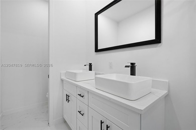 MOVE-IN READY NEW CONSTRUCTION! Beautifully crafted 3-bedroom + - photo 22
