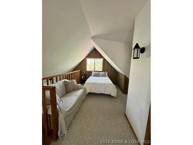 Experience the perfect lake retreat with this turn-key, fully - photo 28