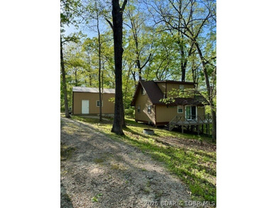 Experience the perfect lake retreat with this turn-key, fully - photo 34