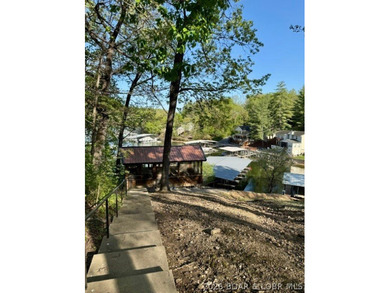 Experience the perfect lake retreat with this turn-key, fully - photo 36