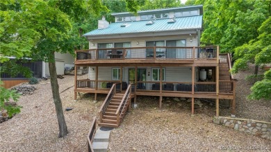 Lake of the Ozarks Home For Sale in Gravois Mills Missouri