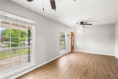 Don't miss this move-in ready 3-bedroom, 2-bath home in the - photo 9
