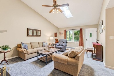 Welcome to 601 Flower Drive, a beautifully maintained 3-bedroom - photo 7
