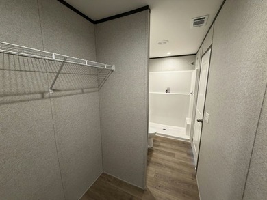 Check out one of the best kept housing secrets in town, Lakeside - photo 11