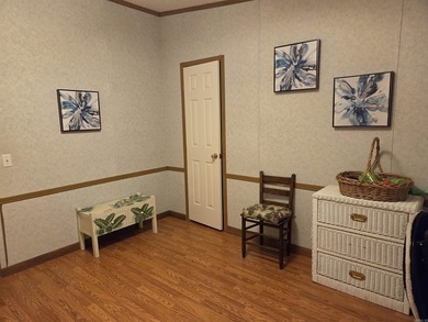 Welcome home to this well-maintained 3-bedroom, 2-bath property - photo 17