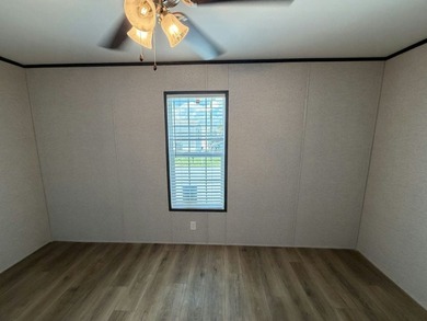 Check out one of the best kept housing secrets in town, Lakeside - photo 21