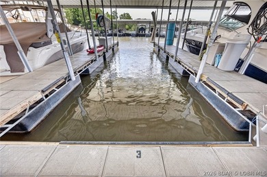 Beautifully renovated 3-bedroom, 2-bath lakefront condo at the - photo 33
