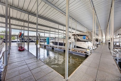 Beautifully renovated 3-bedroom, 2-bath lakefront condo at the - photo 34
