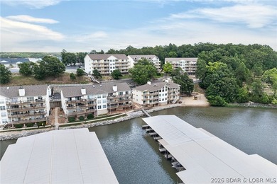 Beautifully renovated 3-bedroom, 2-bath lakefront condo at the - photo 38