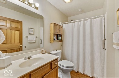 Welcome home to this cozy and quaint maintenance-free condo