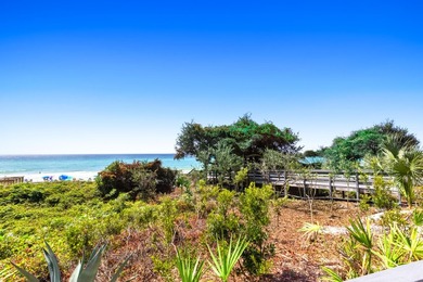 Welcome to ''The Wave,'' an extraordinary Gulf front residence - photo 41