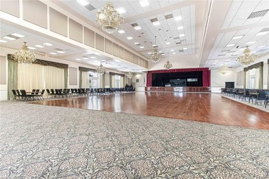 Move-in ready in desirable Oak Run! Welcome home to this - photo 45