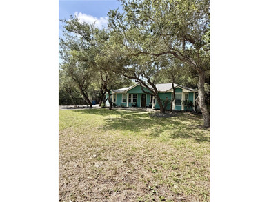 Beautiful 4 Bedroom, 2 bath home with exceptional outdoor living - photo 2