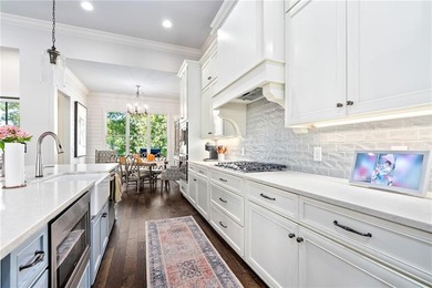 Welcome to luxury living in The Overlook at Moores Mill, one of - photo 4