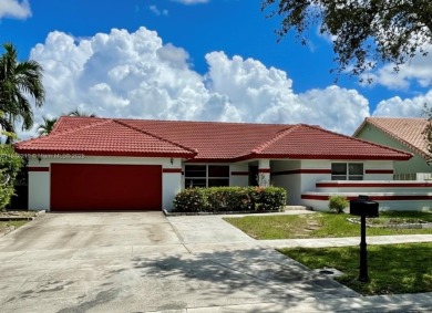 Lake Home For Sale in Pembroke Pines, Florida