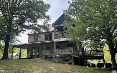 Experience the beauty and tranquility of country living with - photo 4