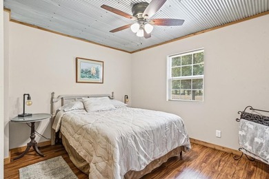 Rare opportunity to own a fully furnished duplex on - photo 25
