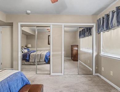 A Wonderful Lakefront Condo that Lives like a House Rather than - photo 19