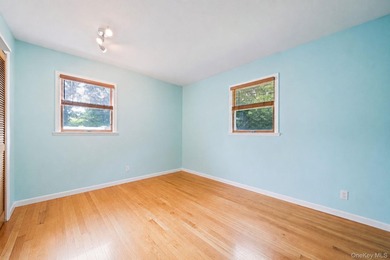 Welcome to this beautifully maintained 2-bedroom, 2-bath ranch - photo 19