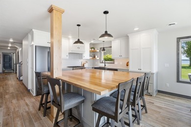 Enjoy the best of Shawano Lake living with this exceptional - photo 19