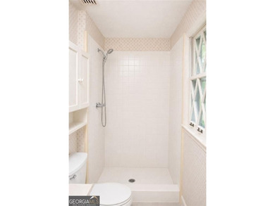 This home in need of a Freshen Up with Your own Touch and - photo 20