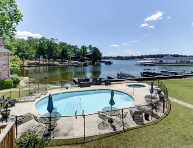A Wonderful Lakefront Condo that Lives like a House Rather than - photo 27