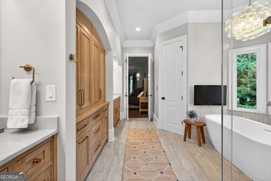 Welcome to one of the largest and most extensively renovated - photo 31