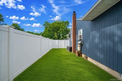 Welcome to this beautifully maintained 2-bedroom, 2-bath ranch - photo 35