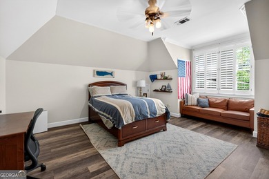 Welcome to one of the largest and most extensively renovated - photo 39
