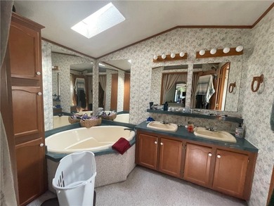 Discover the perfect blend of privacy, comfort, and endless - photo 12