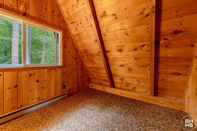Welcome to 'Windsong', a quintessential original Adirondack - photo 17