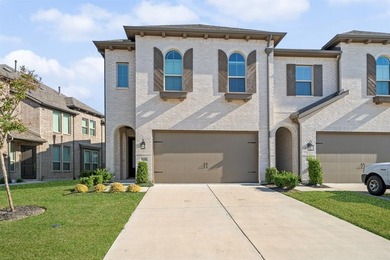 (private lake, pond, creek) Townhome/Townhouse For Sale in Forney Texas