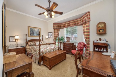 Exceptional waterfront living in Emerald Bay! This beautifully - photo 27