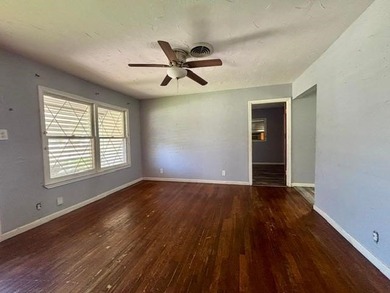 Welcome to 5614 Cordelia- a home filled with wonderful potential - photo 3
