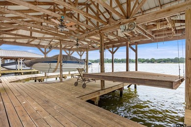 Exceptional waterfront living in Emerald Bay! This beautifully - photo 45