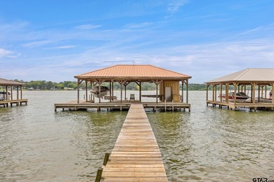 Exceptional waterfront living in Emerald Bay! This beautifully - photo 46