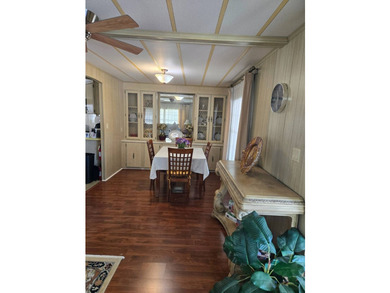 This 2/2 is unoccupied,and ready for move in! New flooring in - photo 8