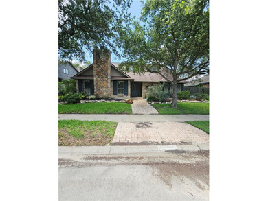 REDUCED TO SELL!!!!! You don't find these everyday. 5 bedrooms - photo 1