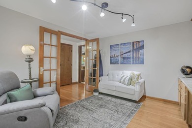 Welcome to Hideaway Hills and this spacious, beautifully updated - photo 12