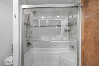 Welcome to Hideaway Hills and this spacious, beautifully updated - photo 38