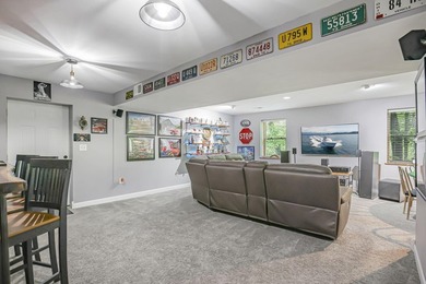 Welcome to Hideaway Hills and this spacious, beautifully updated - photo 59