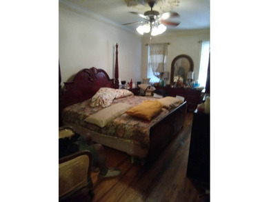 Two Family Home with walk out basement. Solid Brick. Top floor - photo 3