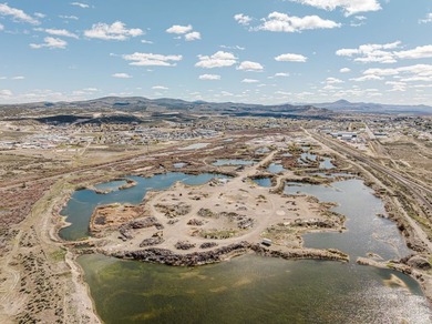 Situated between the railroad tracks and the Humboldt River - photo 11